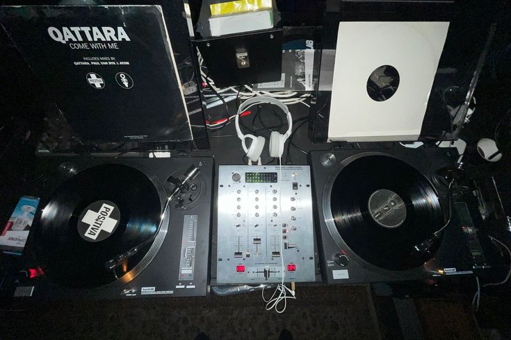 In house vinyl decks