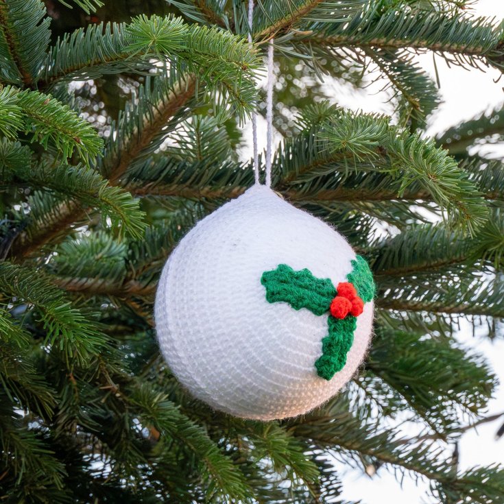 Knitted Christmas bauble