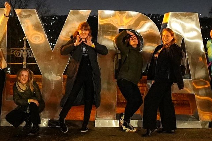 On the Ally Pally sign!