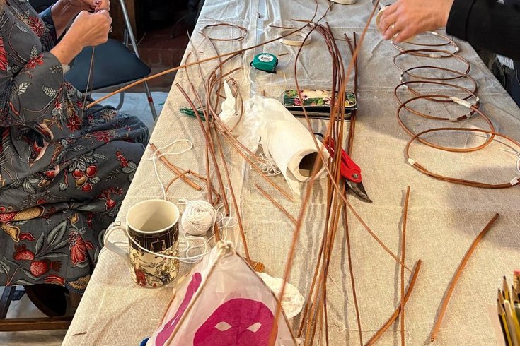 Learn how to shape, bend, and bind willow to form structures