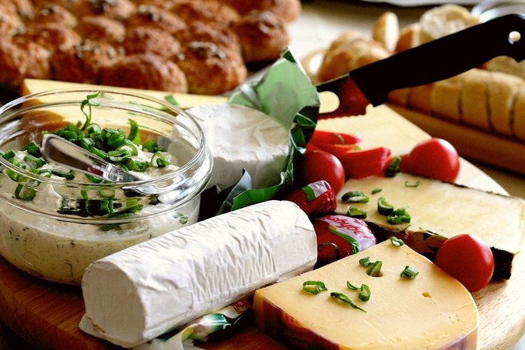 Cheeseboard (copyright free)