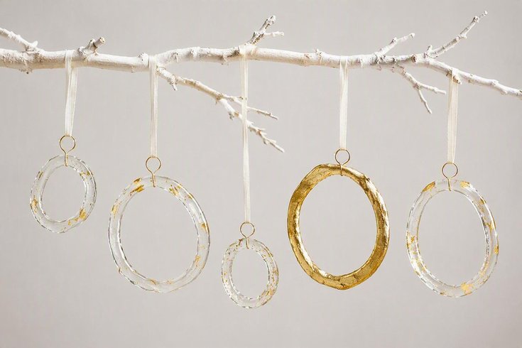 Glass ring decoration