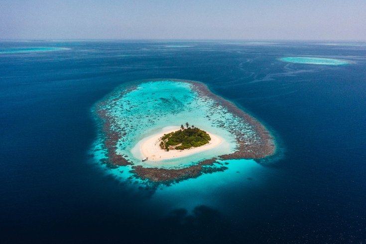 desetr island