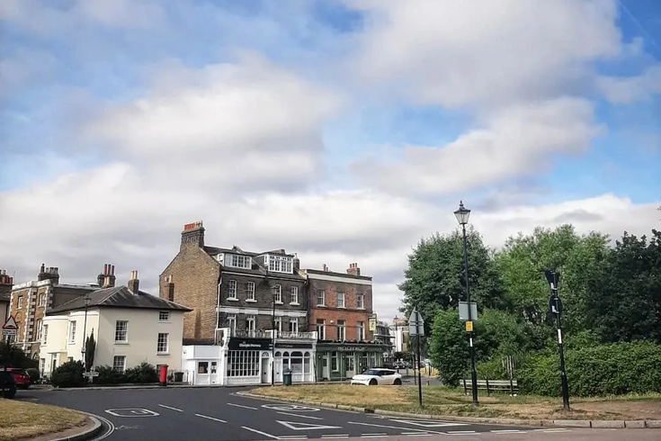 Gallery White Box seen from Blackheath.