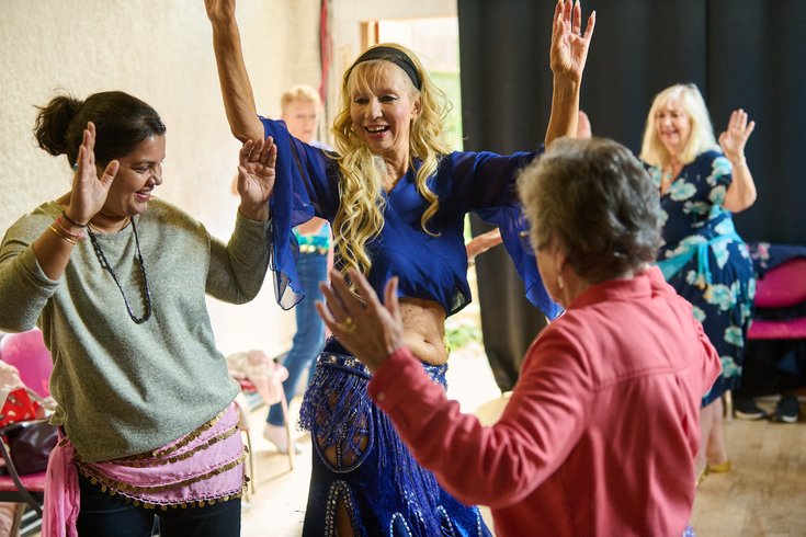 Age Exchange Belly dancing